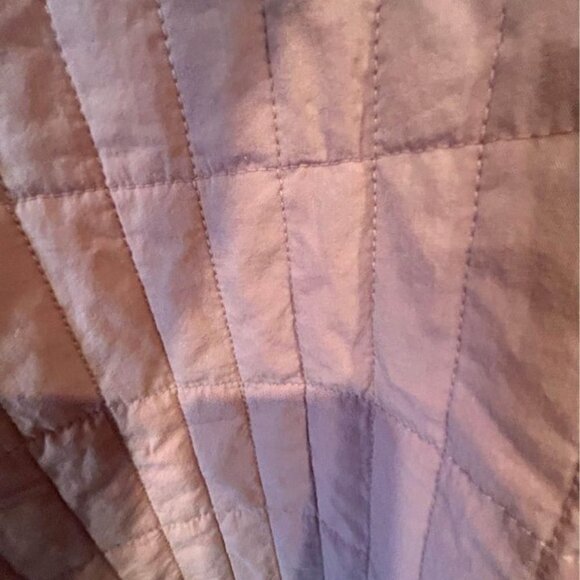 Woman’s quilted sweatshirt. Crew neck. New without tags. Size large. Salmon colo - Picture 7 of 7